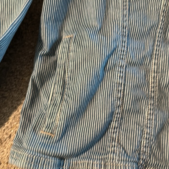 Jacket - Picture 3 of 4